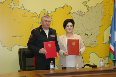 Уполномоченный по правам человека в Якутии и МВД подписали соглашение / ЯСИА   Республика Саха (Якутия)