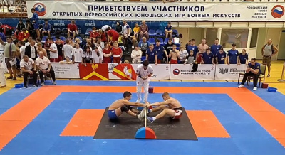 Состязания по мас-рестлингу прошли в рамках Всероссийских юношеских игр боевых искусств / Дьулустаан Сергеев   