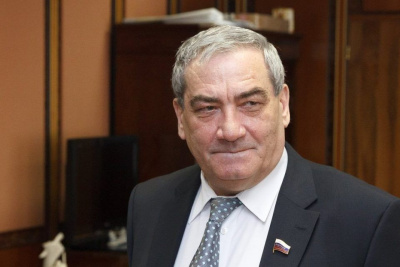 Речники поздравляют Вячеслава Штырова с юбилеем / ЯСИА   