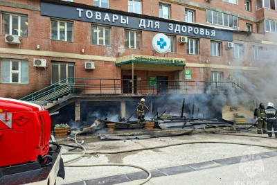 Горели утеплитель и строймусор. В Якутске потушили пожар на улице Курашова / ЯСИА   