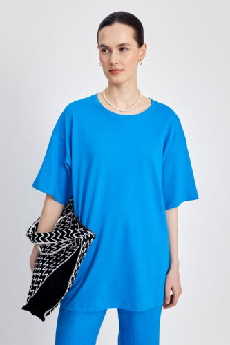 Футболка oversize силуэта