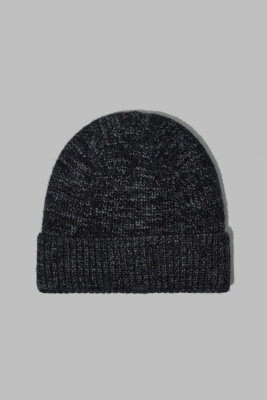 Трикотажная шапка с отворотом