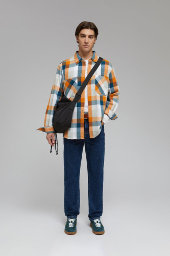 Джинсы tapered fit