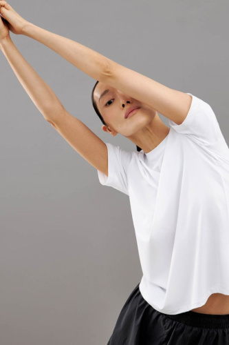 Спортивная футболка из капсулы sport