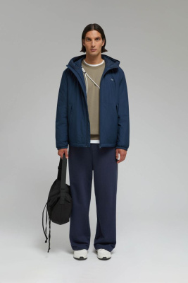 Утепленная куртка с капюшоном