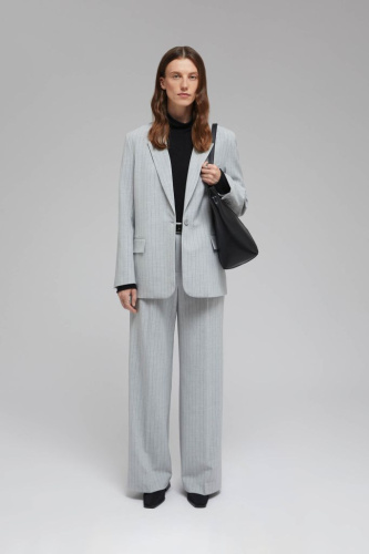 Прямые брюки в полоску