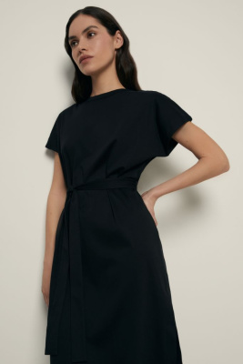 Платье из мерсеризованного хлопка с поясом