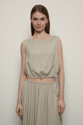 Укороченный топ без рукавов с резинкой по низу