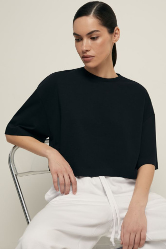 Укороченная футболка