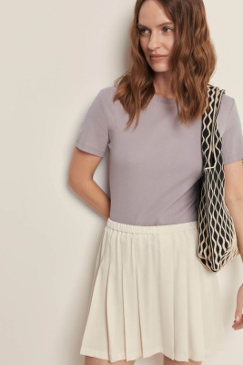 Футболка приталенного силуэта