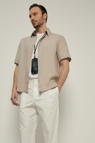 Рубашка изо льна с коротким рукавом