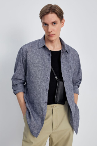 Рубашка из льна с длинным рукавом