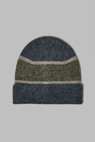 Шапка-бини с шерстью