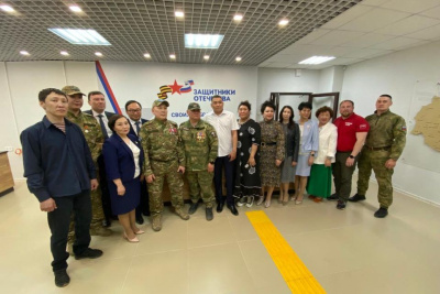 В число социальных координаторов госфонда «Защитники Отечества» вошли участники СВО и члены их семей / ЯСИА   