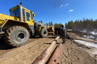 К восстановлению проезда по дороге Уолба — Булун — Нефтебаза приступят со спадом воды / Дьулустаан Сергеев   