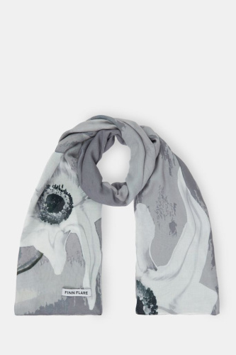 Палантин из вискозы с принтом