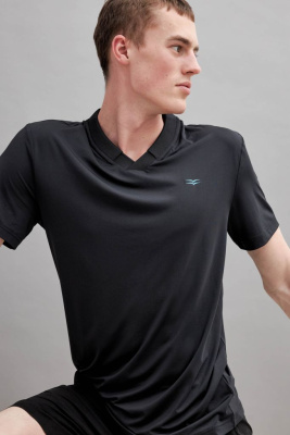 Спортивная футболка из капсулы sport