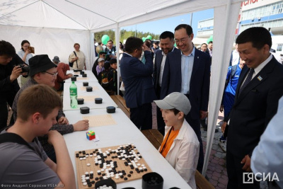 Айсен Николаев дал старт фестивалю «Сайын» ко Дню защиты детей в Якутске / Дьулустаан Сергеев Якутск Якутск Республика Саха (Якутия)