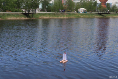 Гонки на самодельных катамаранах и яхтах провели среди школьников Якутии / Нарыйа Пахомова   Республика Саха (Якутия)