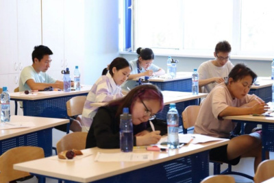 Более 100 школьников заявили об участии в олимпиаде «Туймаада» / ЯСИА   