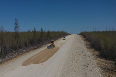Участок трассы «Лена» в Алданском районе Якутии реконструируют раньше срока / ЯСИА   