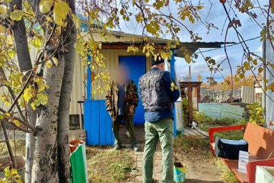 Житель Верхоянского района убил односельчанина ударом ножа в бедро / ЯСИА   