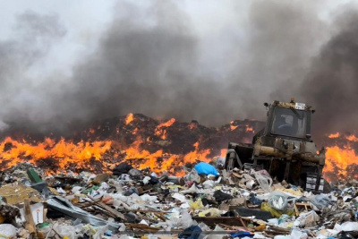 Ликвидировано возгорание на мусорном полигоне Якутска / ЯСИА Якутск Якутск Республика Саха (Якутия)