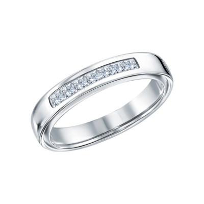 Золотое кольцо с бриллиантами природными