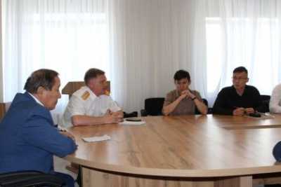 Встреча следователей и будущих юристов. Новые познания студентов СВФУ /    