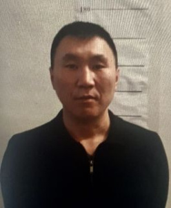 По факту убийства мужчины в городе Мирном возбуждено уголовное дело, ведется розыск подозреваемого /    