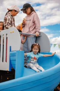 «Таас-Юрях Нефтегазодобыча» создает комфортную среду в якутском селе /    