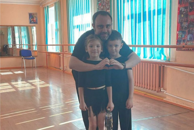 Константин Каспер: «Подготовка к соревнованиям по танцевальному спорту проходит плотно» / ЯСИА   