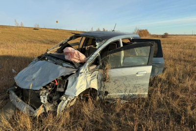 В Якутске автомобиль съехал с дороги и опрокинулся. Водитель погиб на месте / ЯСИА   
