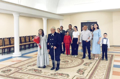 Семья Павловых отметила золотую свадьбу во Дворце бракосочетания Якутска / ЯСИА Якутск Якутск Республика Саха (Якутия)