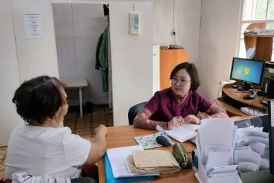 Бригада мобильных докторов начала работу в селе Хатыстыр Алданского района / ЯСИА  Алданский 