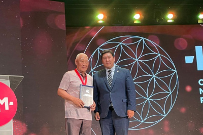 Выдающимся врачам Якутии вручен орден «Во славу и пользу республики» / ЯСИА   