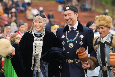 Айсен Николаев посетил Ысыах в Мегино-Кангаласском районе Якутии / ЯСИА Майя Мегино-Кангаласский Республика Саха (Якутия)