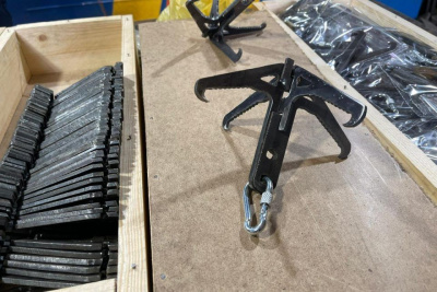 Двести тактических «кошек» передал в зону СВО руководитель УГСЖН Якутии / ЯСИА   