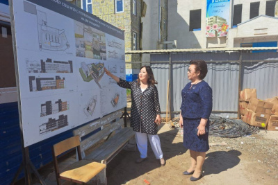 Партийный десант «Единой России» проверил ход строительства школ Якутска / ЯСИА Якутск Якутск Республика Саха (Якутия)