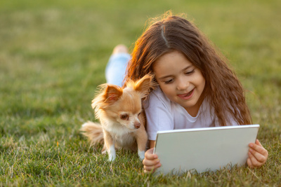 Что нужно знать детям об интернет-мошенниках: правила безопасности / ЯСИА   