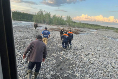 В Якутии перевернулась лодка с шестью людьми / ЯСИА   Республика Саха (Якутия)