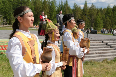 Ысыах алмазного края: организованно и дружно /   Мирнинский Республика Саха (Якутия)