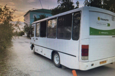 В Якутске пассажир на ходу выпал из автобуса / ЯСИА Якутск Якутск Республика Саха (Якутия)