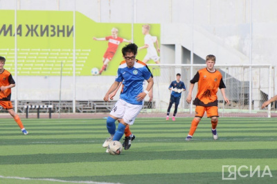 Якутские футболисты отыгрались в матче с сахалинцами, проигрывая в два гола / Дьулустаан Сергеев   