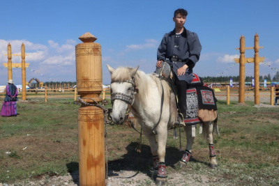 На Ысыахе Олонхо состоялся фестиваль конского убранства / Нарыйа Пахомова Томтор Оймяконский Республика Саха (Якутия)