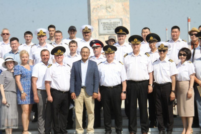 В Якутске прошли праздничные мероприятия ко Дню работников морского и речного флота / ЯСИА Якутск Якутск Республика Саха (Якутия)