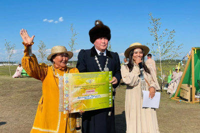 «Осуохай - это моя жизнь»: лучшего запевалу определили на Ысыахе Олонхо / Мария Архипова   