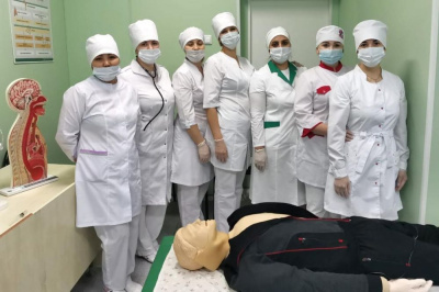 Медсестра или фельдшер: выбирай профессию по душе /    