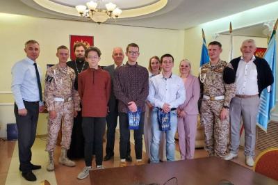 Демобилизованные срочники рассказали о своей службе новобранцам /    