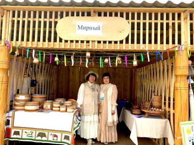 Мирнинские мастерицы не подкачали /    